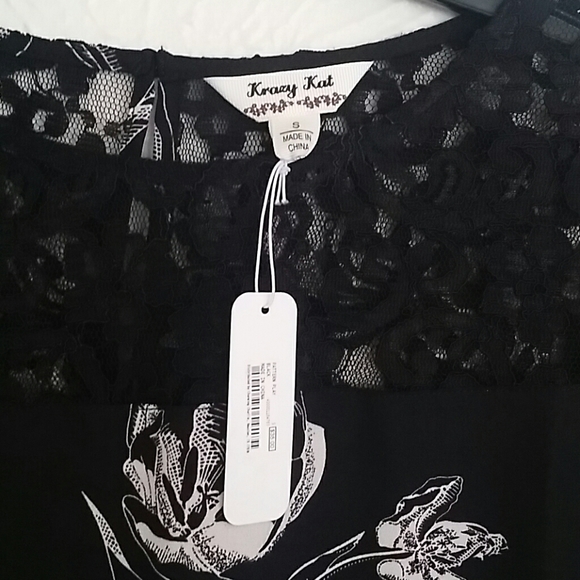 Black and White Blouse from Charming Charlie - Picture 3 of 6